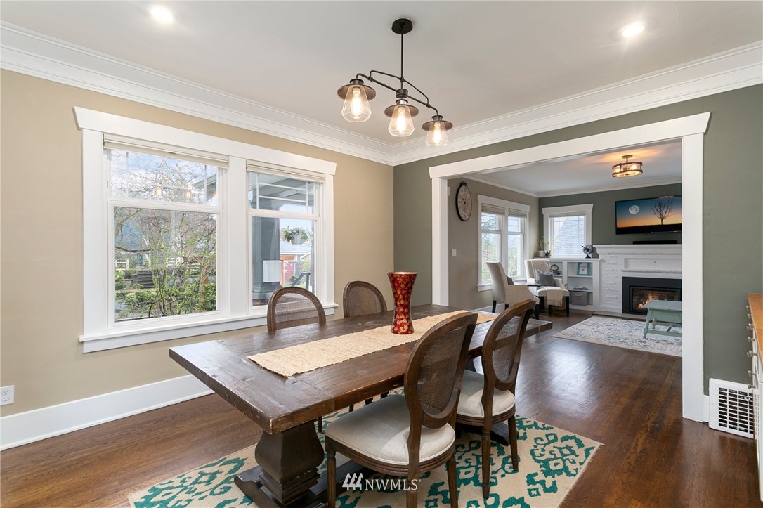 910 West Howe Street Seattle, WA 98119 - Photo 9 of 29 Gallery Image 9