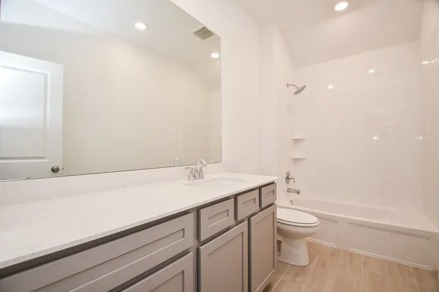 $2,250 | 21138 Castroville Way, Cypress, TX 77433