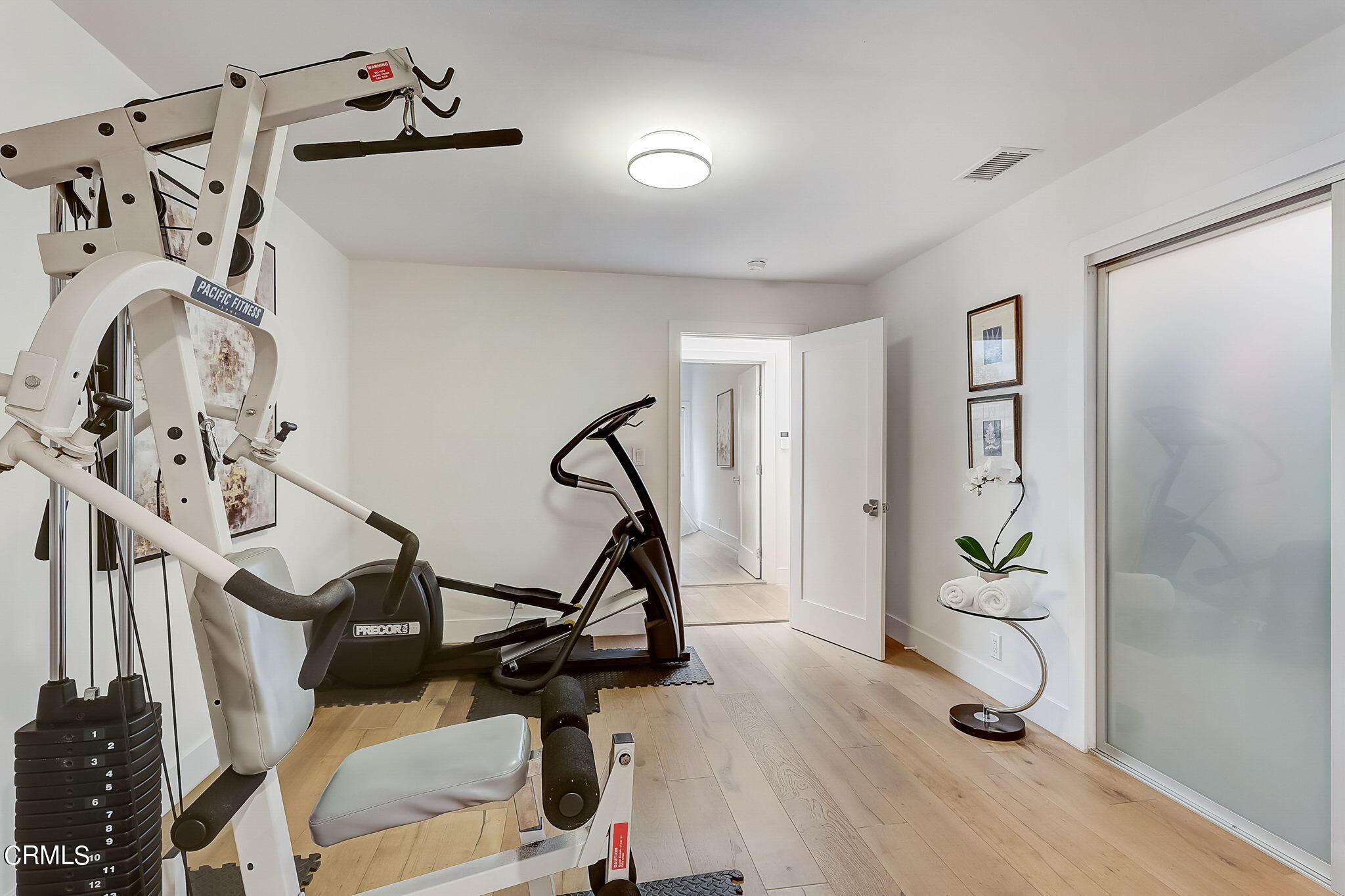 3785 Ranch Top Road Pasadena, CA 91107 - Photo 23 of 39 a view of a room with gym equipment