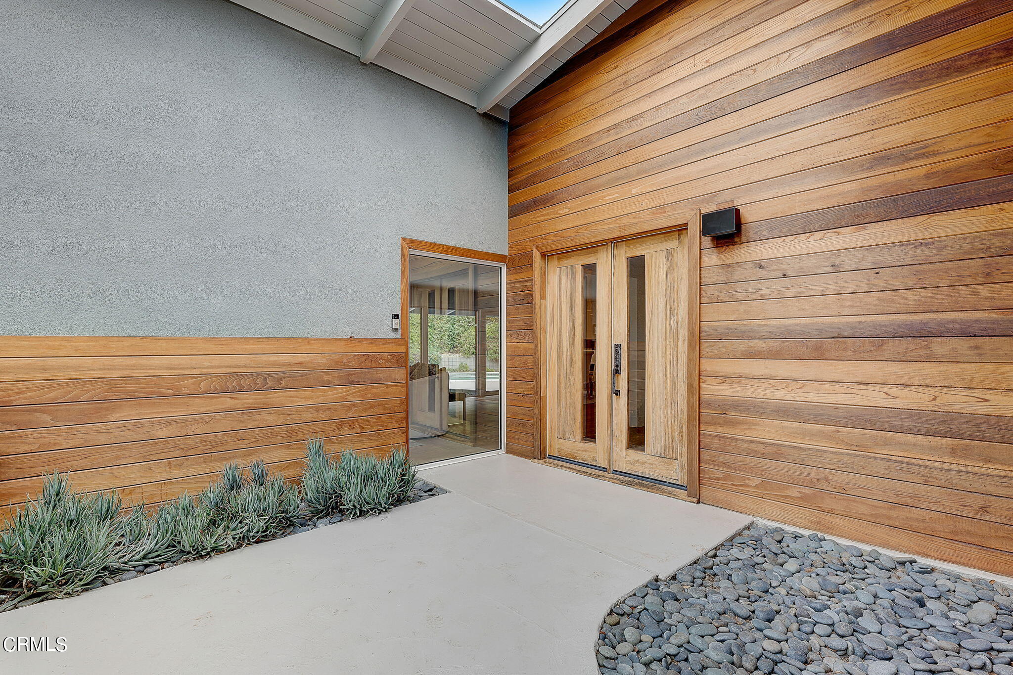 3785 Ranch Top Road Pasadena, CA 91107 - Photo 3 of 39 a house view with a backyard space