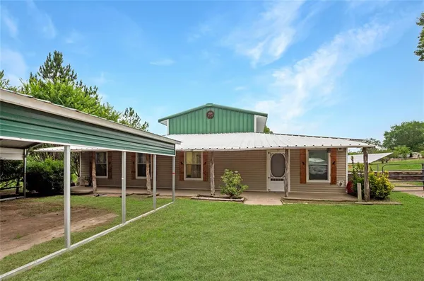 $599,900 | 781 Farm To Market 315, Chandler, TX 75758