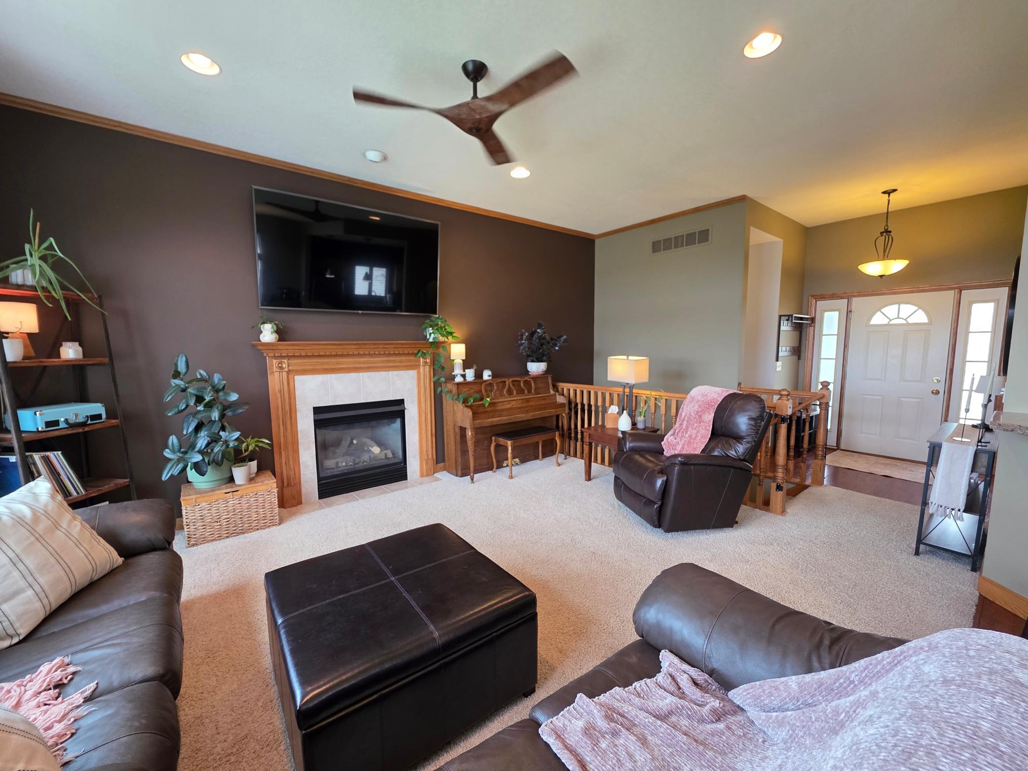 505 4th Street Southeast Plainview, MN 55964 - Photo 23 of 53