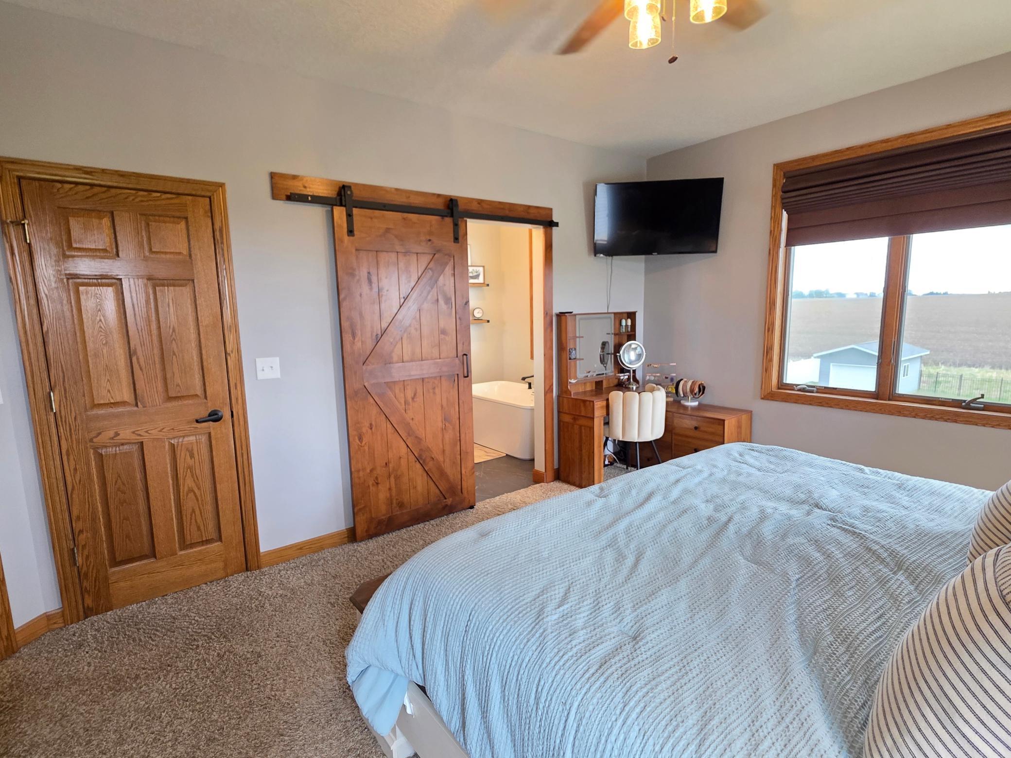 505 4th Street Southeast Plainview, MN 55964 - Photo 29 of 53
