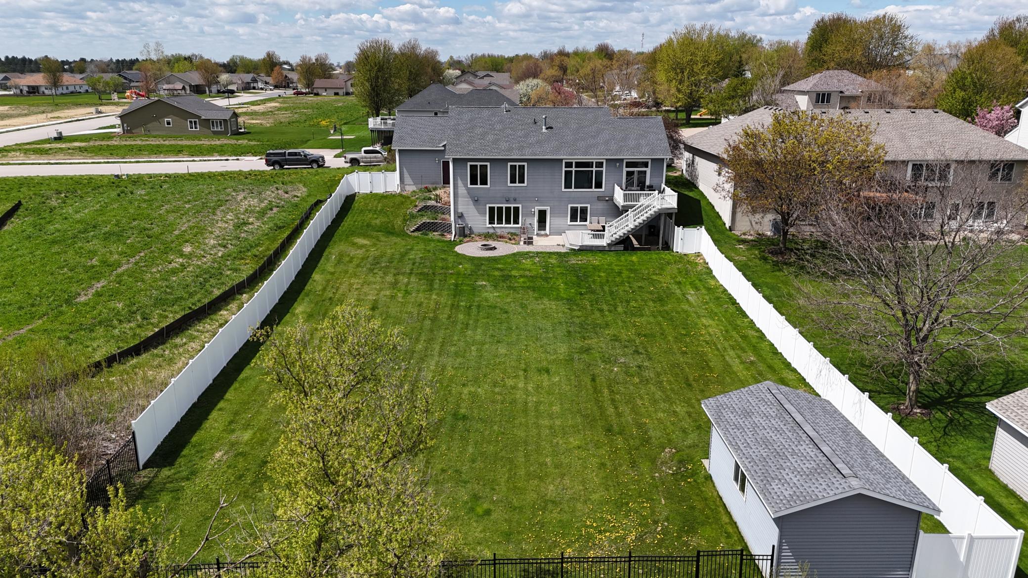 505 4th Street Southeast Plainview, MN 55964 - Photo 6 of 53