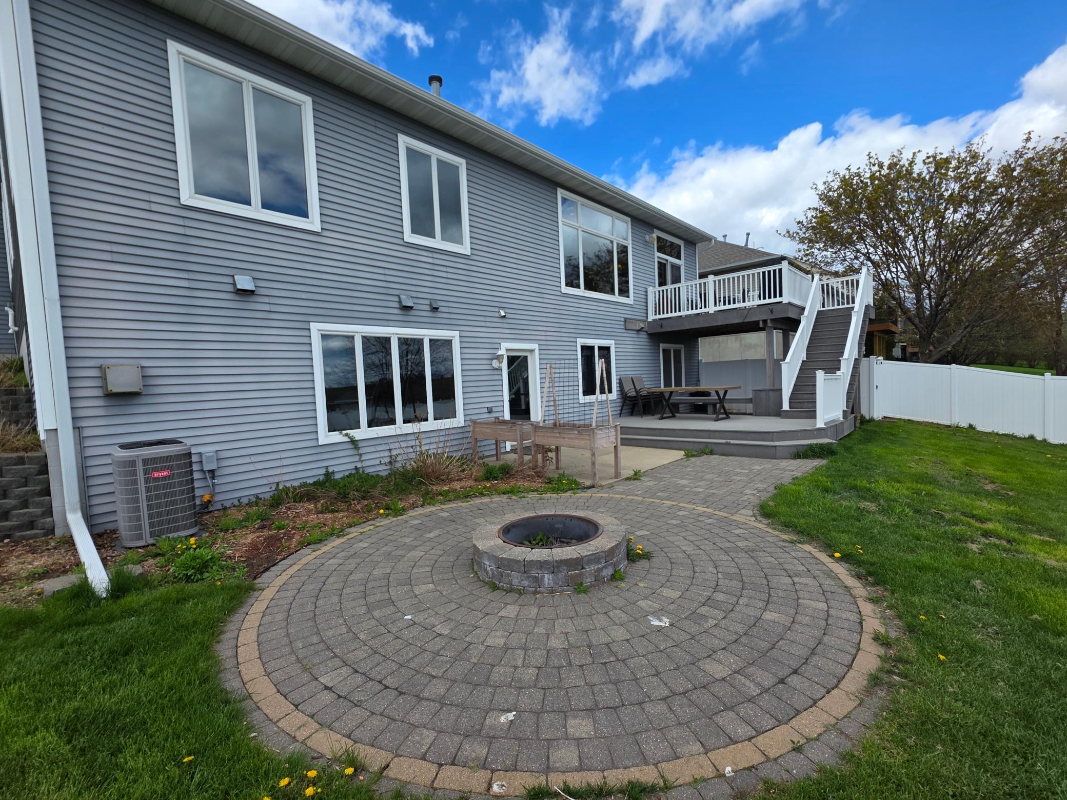 505 4th Street Southeast Plainview, MN 55964 - Photo 8 of 53