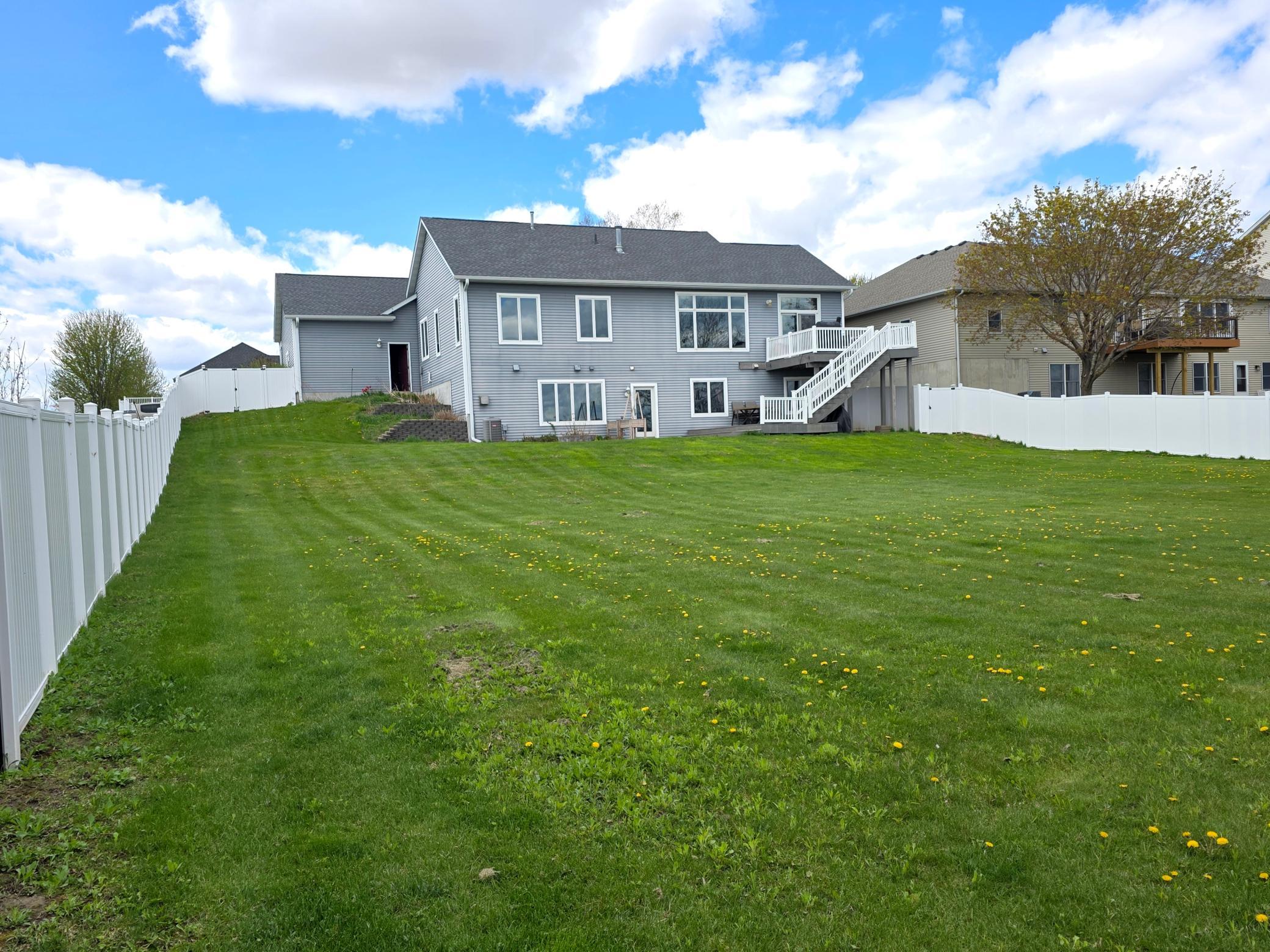 505 4th Street Southeast Plainview, MN 55964 - Photo 10 of 53