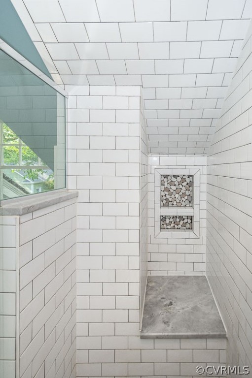 8088 Nelson Ridge Drive Hanover, VA 23069 - Photo 44 of 50 a bathroom with a shower