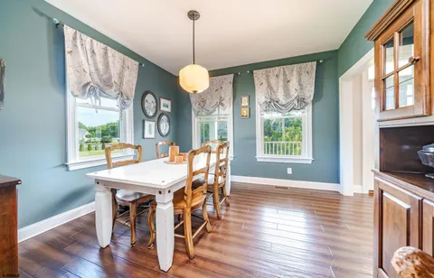 $865,000 | 19 Queen Anne Court, Ocean View, NJ 08230