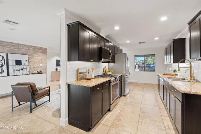 $699,000 | 6008 North 9th Street, Phoenix, AZ 85014