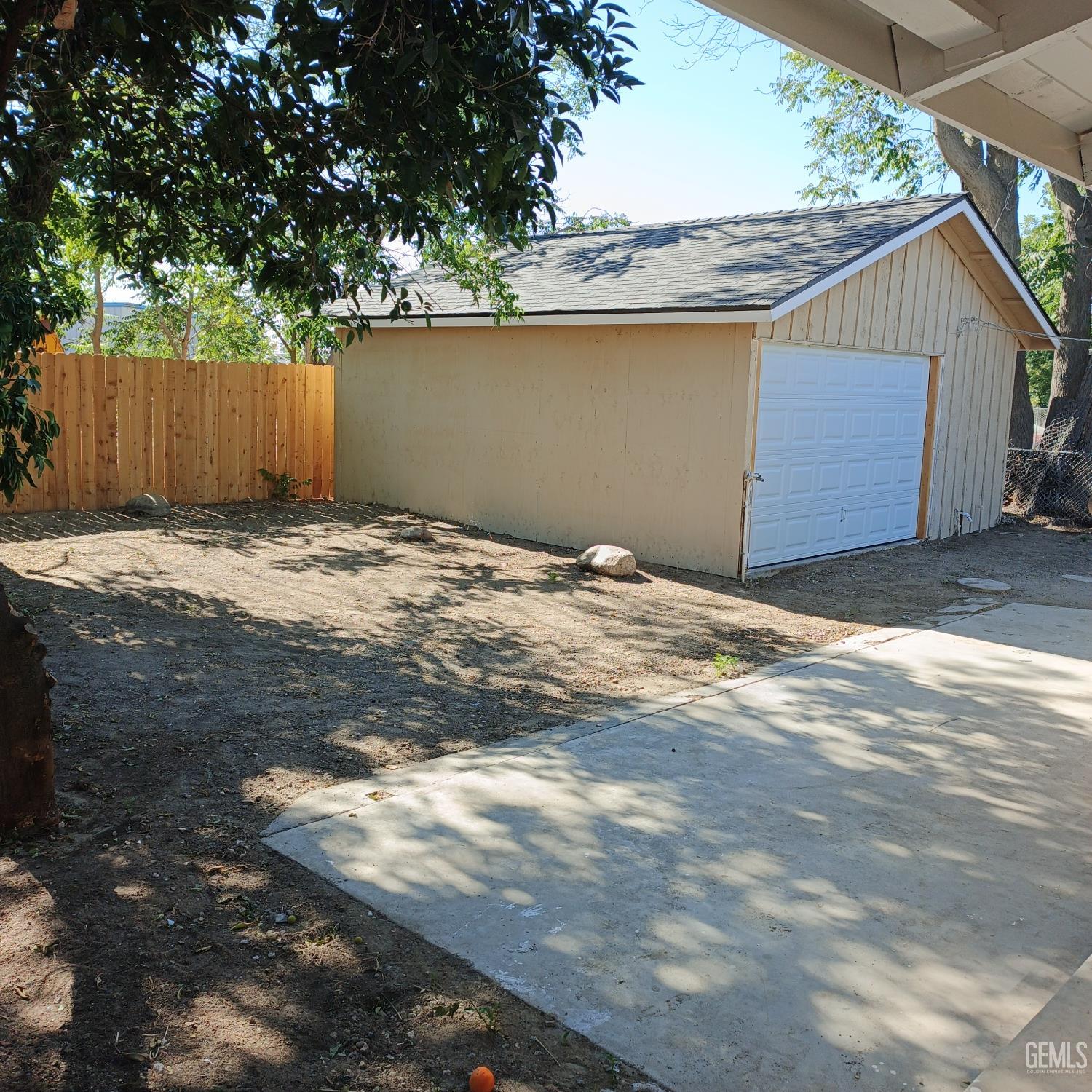 Undisclosed Address Bakersfield, CA 93312 - Photo 30 of 36