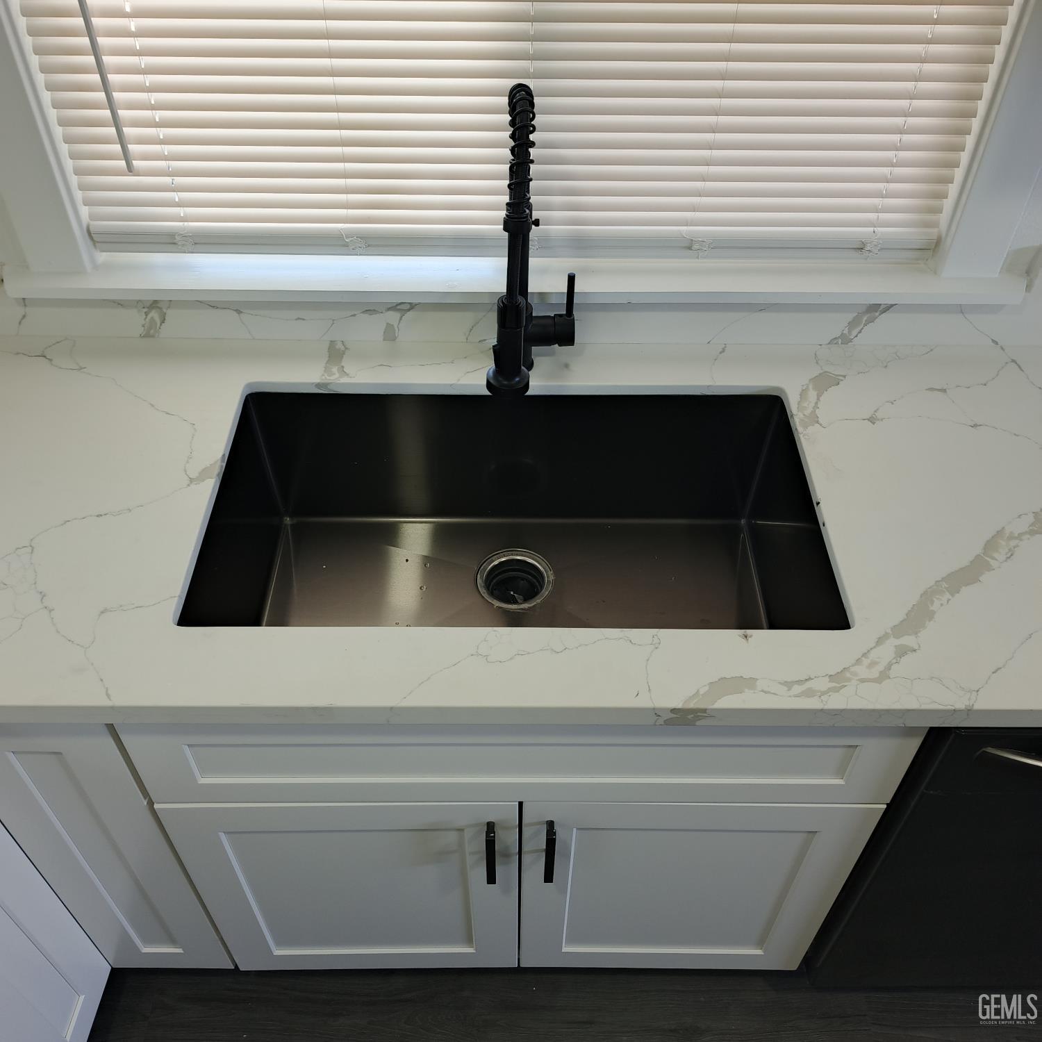 Undisclosed Address Bakersfield, CA 93312 - Photo 6 of 36