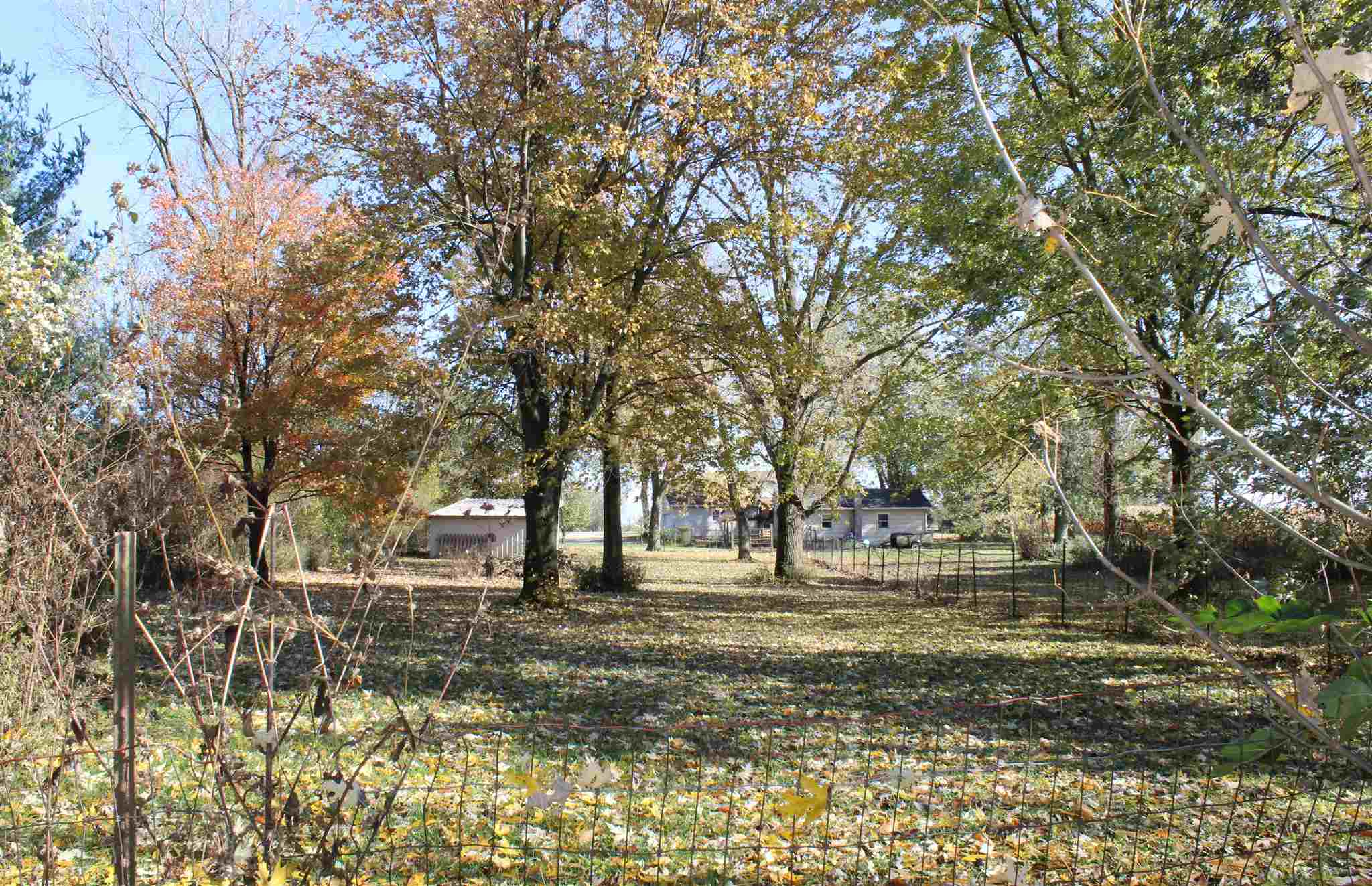 4196 South Warren Road Huntington, IN 46750 - Photo 14 of 36 Gallery Image 14