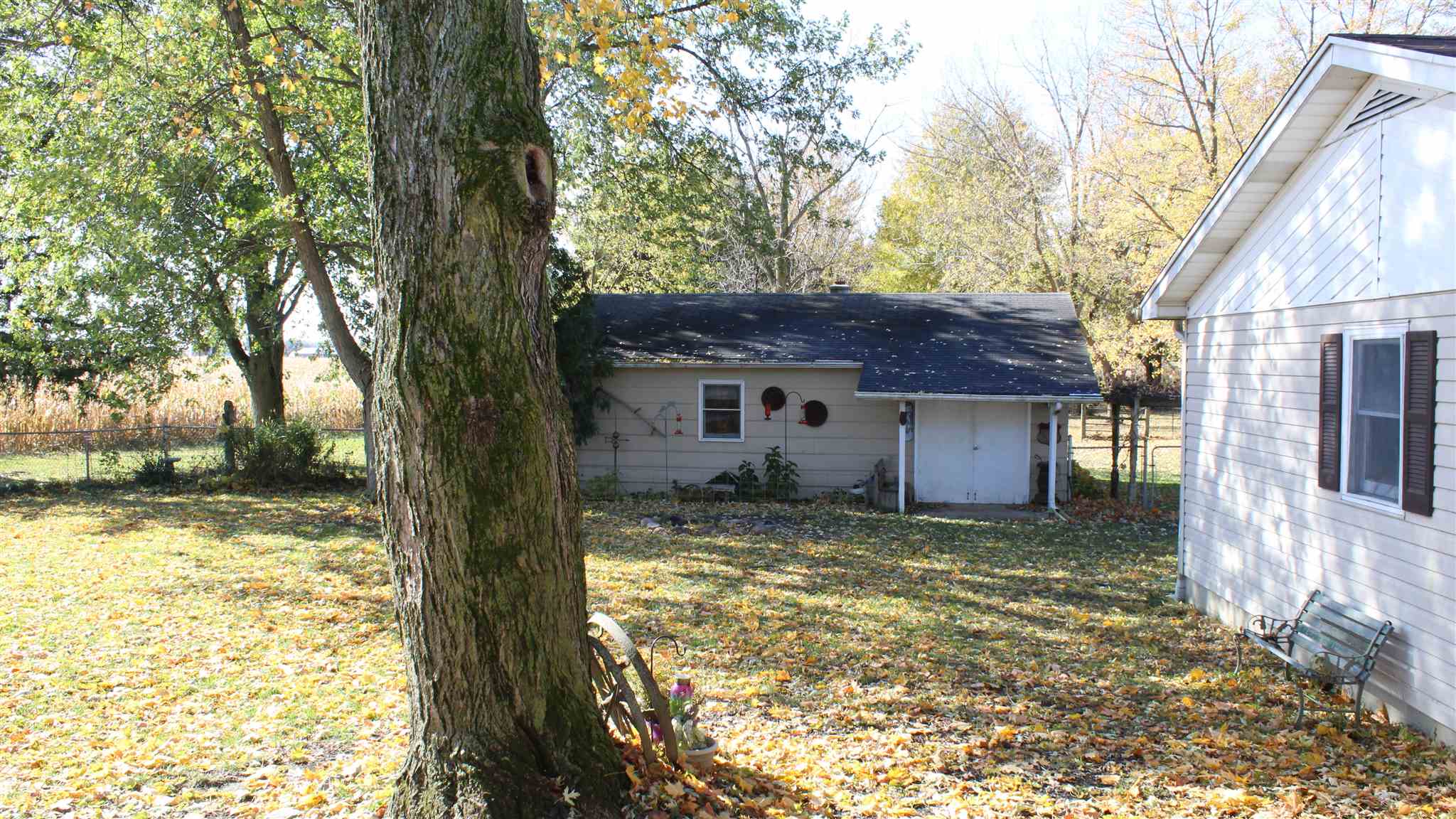 4196 South Warren Road Huntington, IN 46750 - Photo 7 of 36 Gallery Image 7