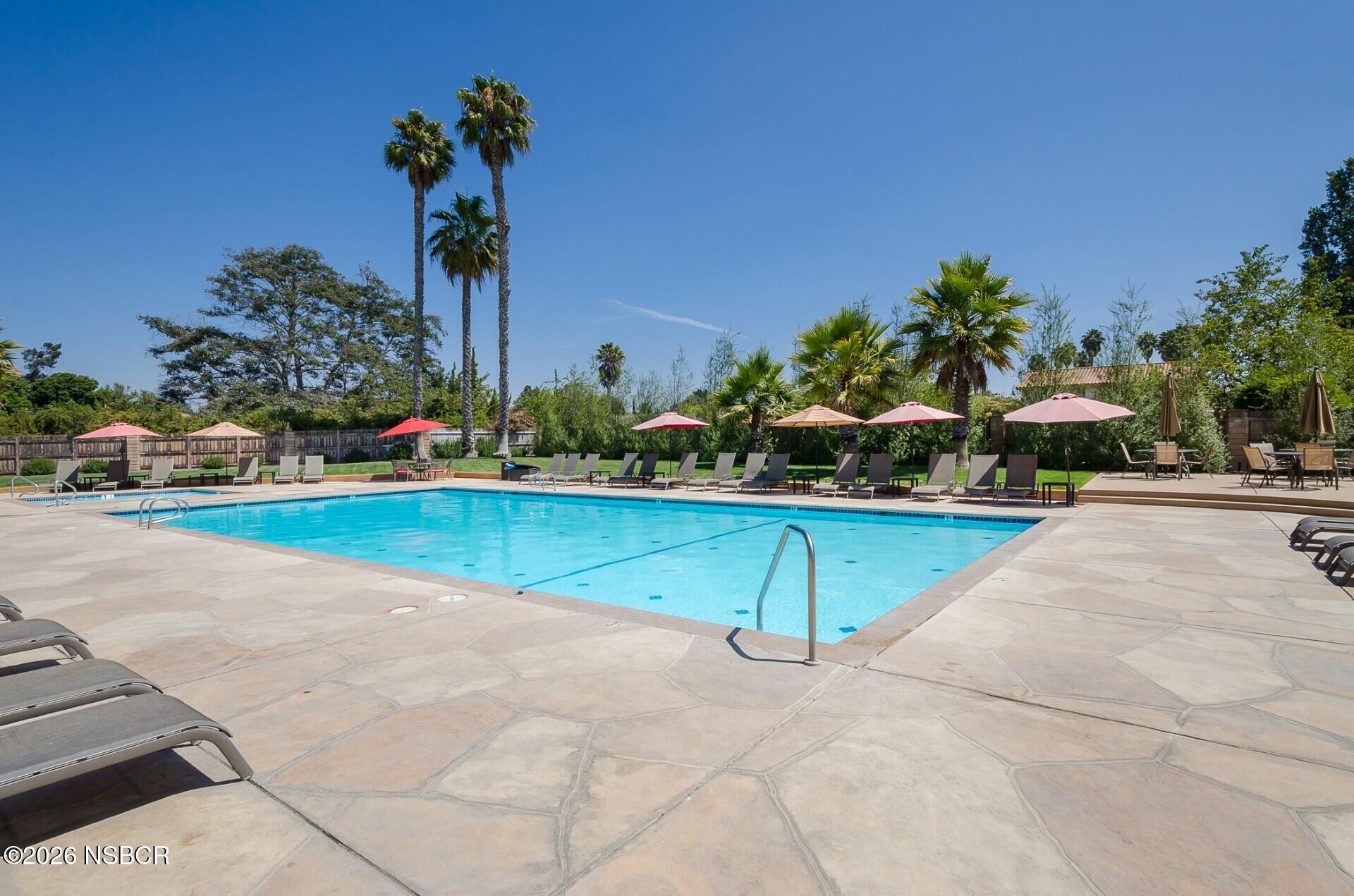 4475 Whitecliff Place Santa Maria, CA 93455 - Photo 42 of 44 club pool