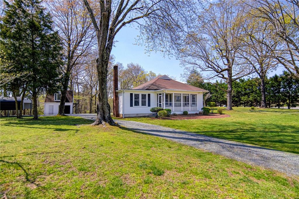 4314 Transou Road Pfafftown, NC 27040 - Photo 3 of 33 Gallery Image 3