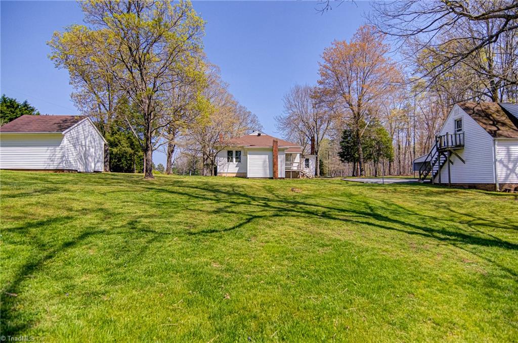 4314 Transou Road Pfafftown, NC 27040 - Photo 32 of 33 Gallery Image 32