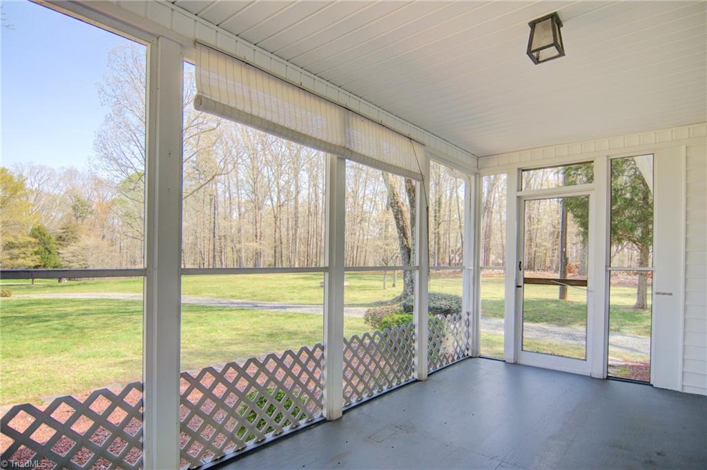 4314 Transou Road Pfafftown, NC 27040 - Photo 8 of 33 Gallery Image 8
