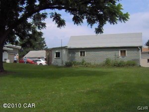 804 Main Road Lehighton, PA 18235 - Photo 3 of 14 1 of 2 --Three car garages