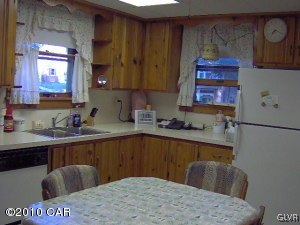 804 Main Road Lehighton, PA 18235 - Photo 8 of 14 kitchen