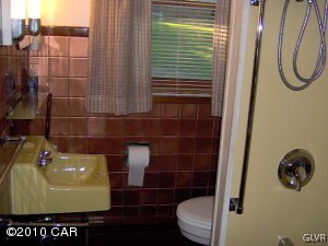 804 Main Road Lehighton, PA 18235 - Photo 9 of 14 bath