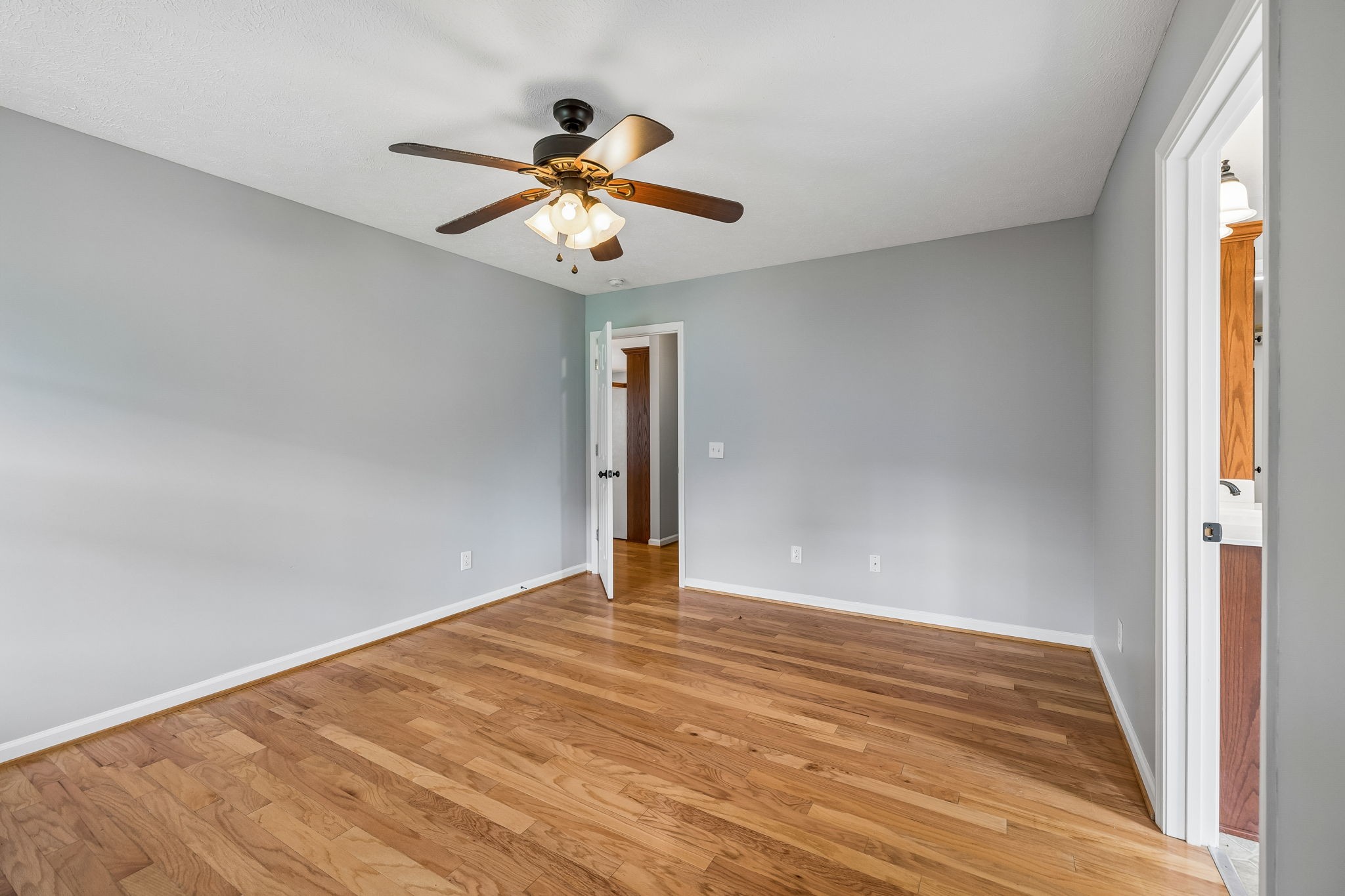 4205 Browning Branch Road Bethpage, TN 37022 - Photo 13 of 30