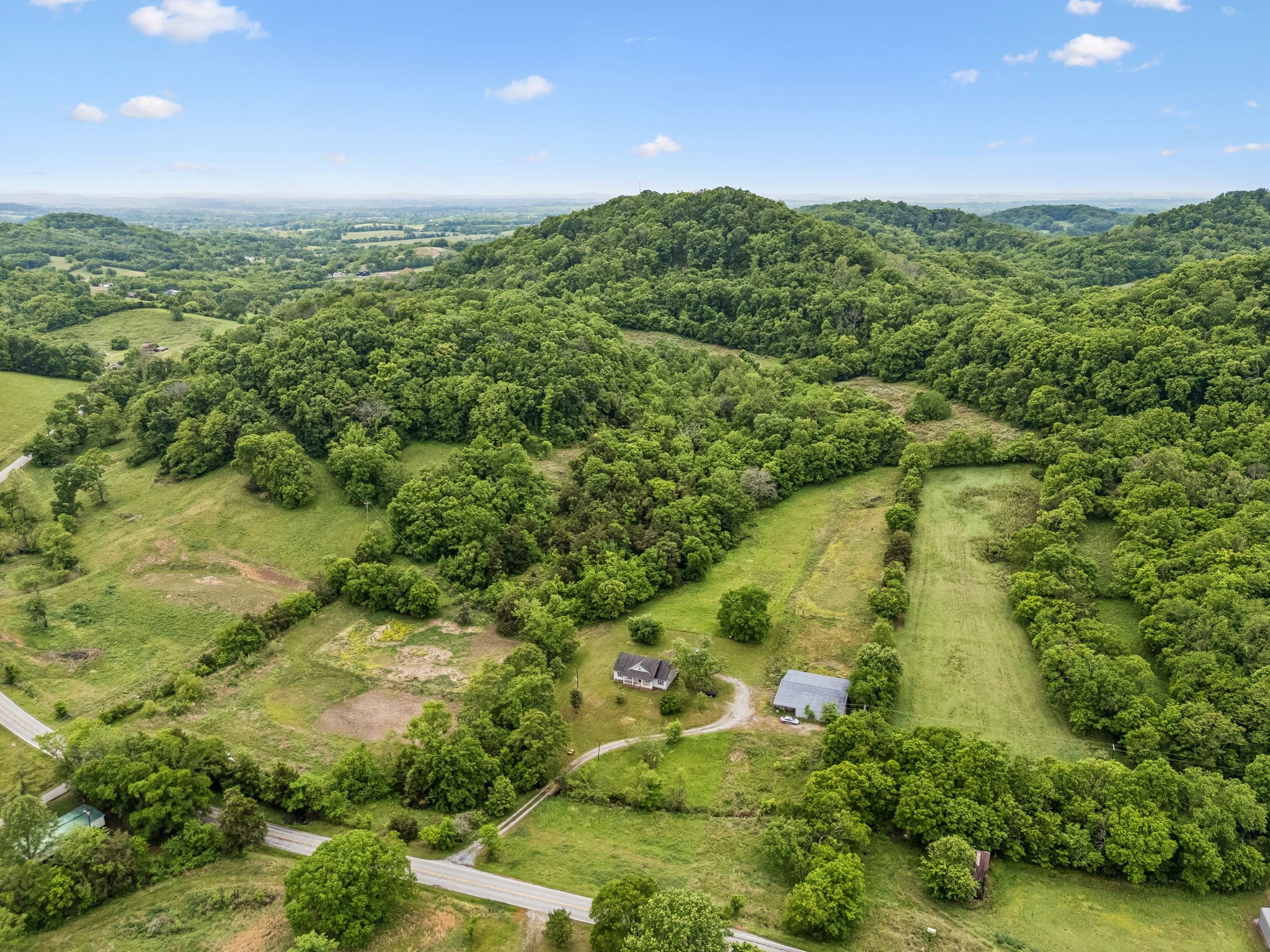 4205 Browning Branch Road Bethpage, TN 37022 - Photo 28 of 30
