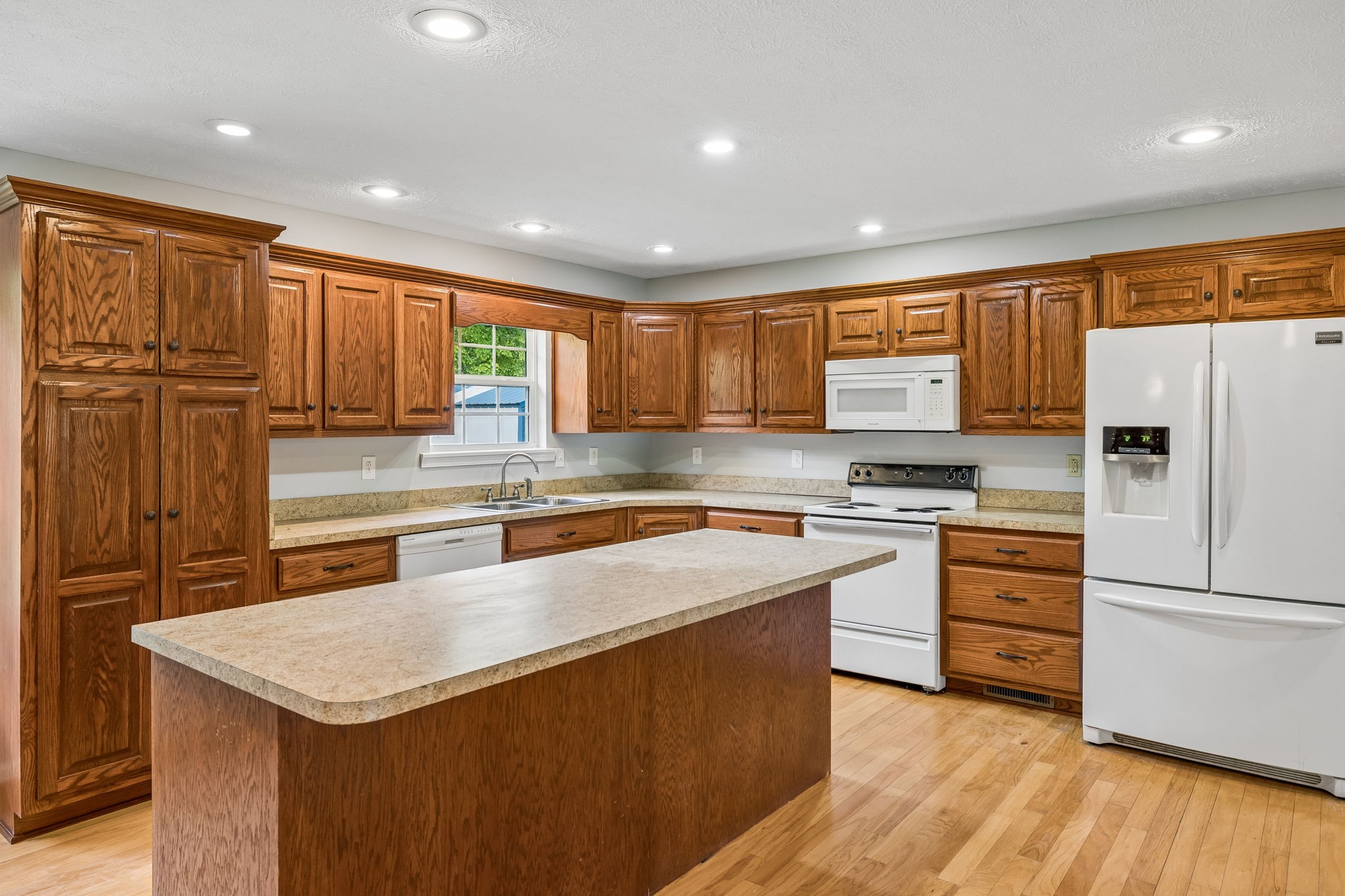 4205 Browning Branch Road Bethpage, TN 37022 - Photo 6 of 30