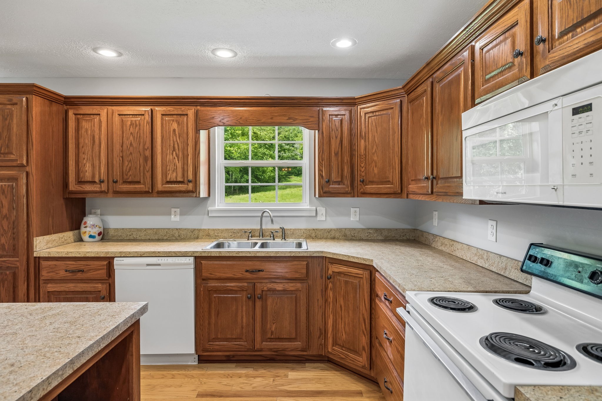 4205 Browning Branch Road Bethpage, TN 37022 - Photo 8 of 30