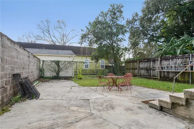 $1,650 | 1127 Fern Street, Unit A, New Orleans, LA 70118