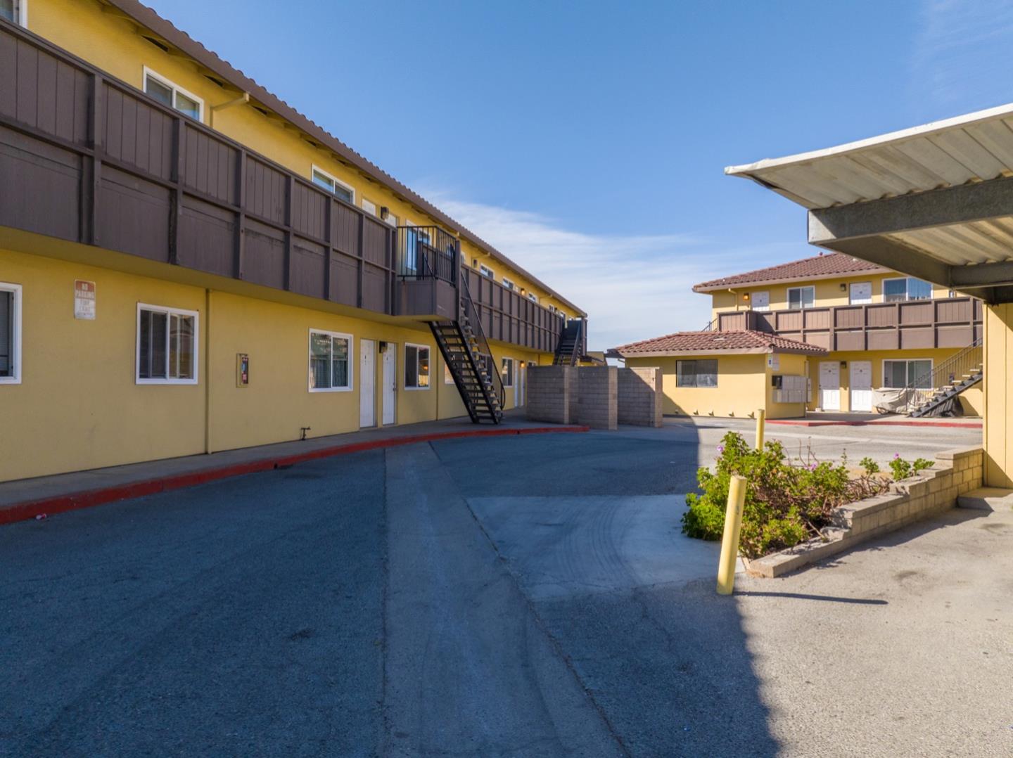 11700 Jackson Street Castroville, CA 95012 - Photo 4 of 15 a view of a house with a yard