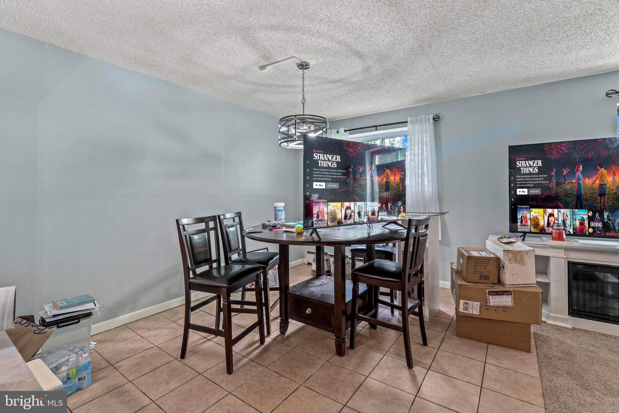 400 Glendale Road, Unit D51 Havertown, PA 19083 - Photo 7 of 17 a view of a dining room with furniture