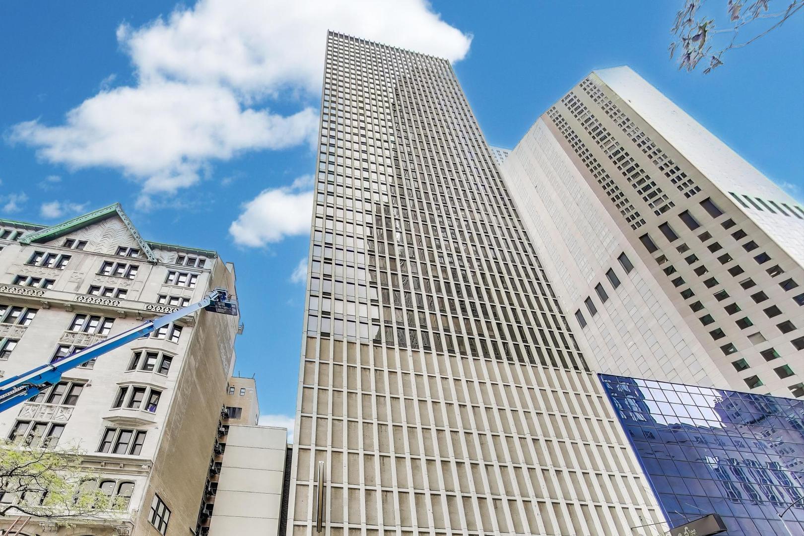 100 East Walton Street, Unit 42F Chicago, IL 60611 - Photo 2 of 50 a view of a balcony