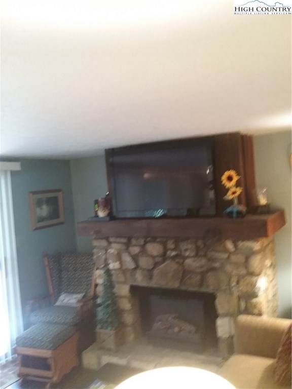 149 Slope View Road, Unit D 20 Sugar Mountain, NC 28604 - Photo 8 of 9 Gallery Image 8