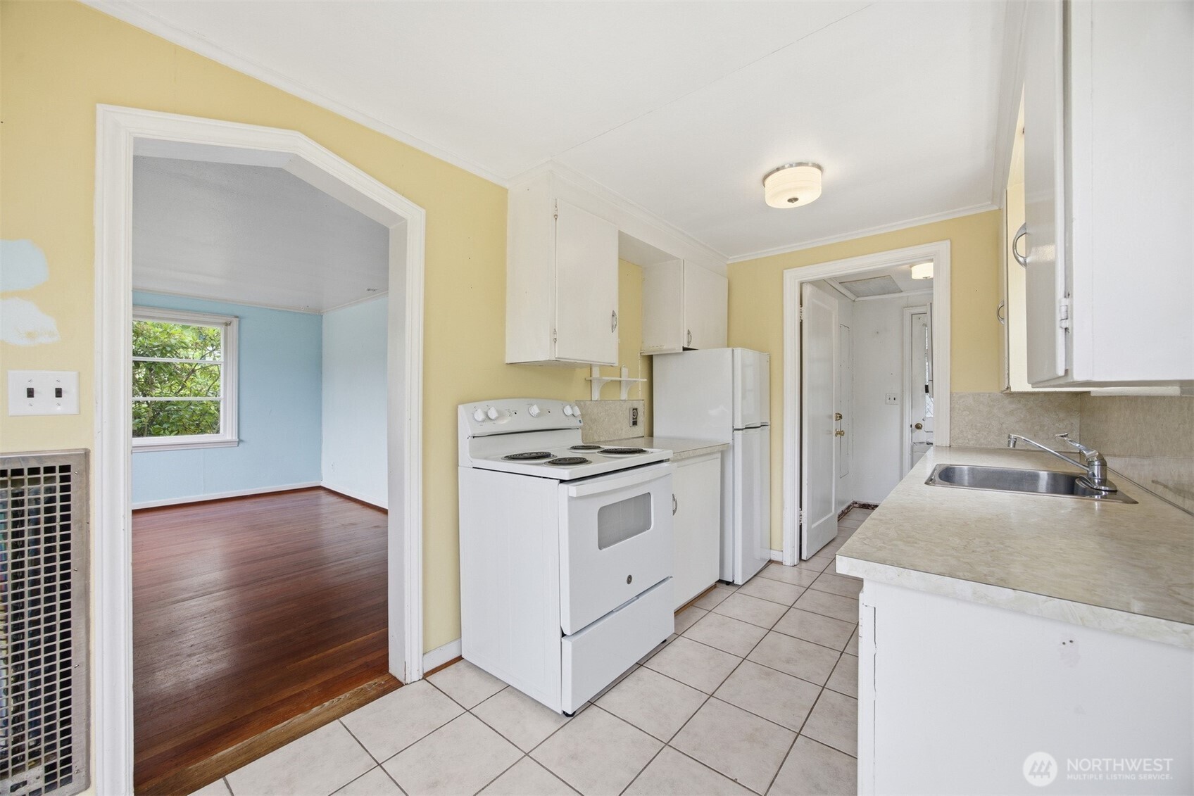 2812 Vallette Street Bellingham, WA 98225 - Photo 14 of 38 Gallery Image 14