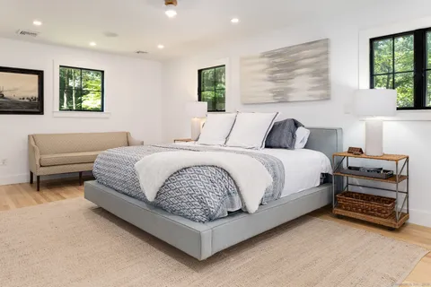 $2,475,000 | 12 Libby Lane, Darien, CT 06820