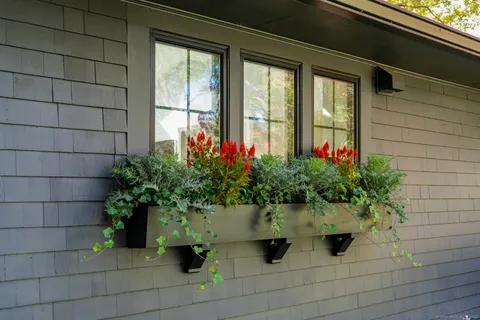 $2,475,000 | 12 Libby Lane, Darien, CT 06820