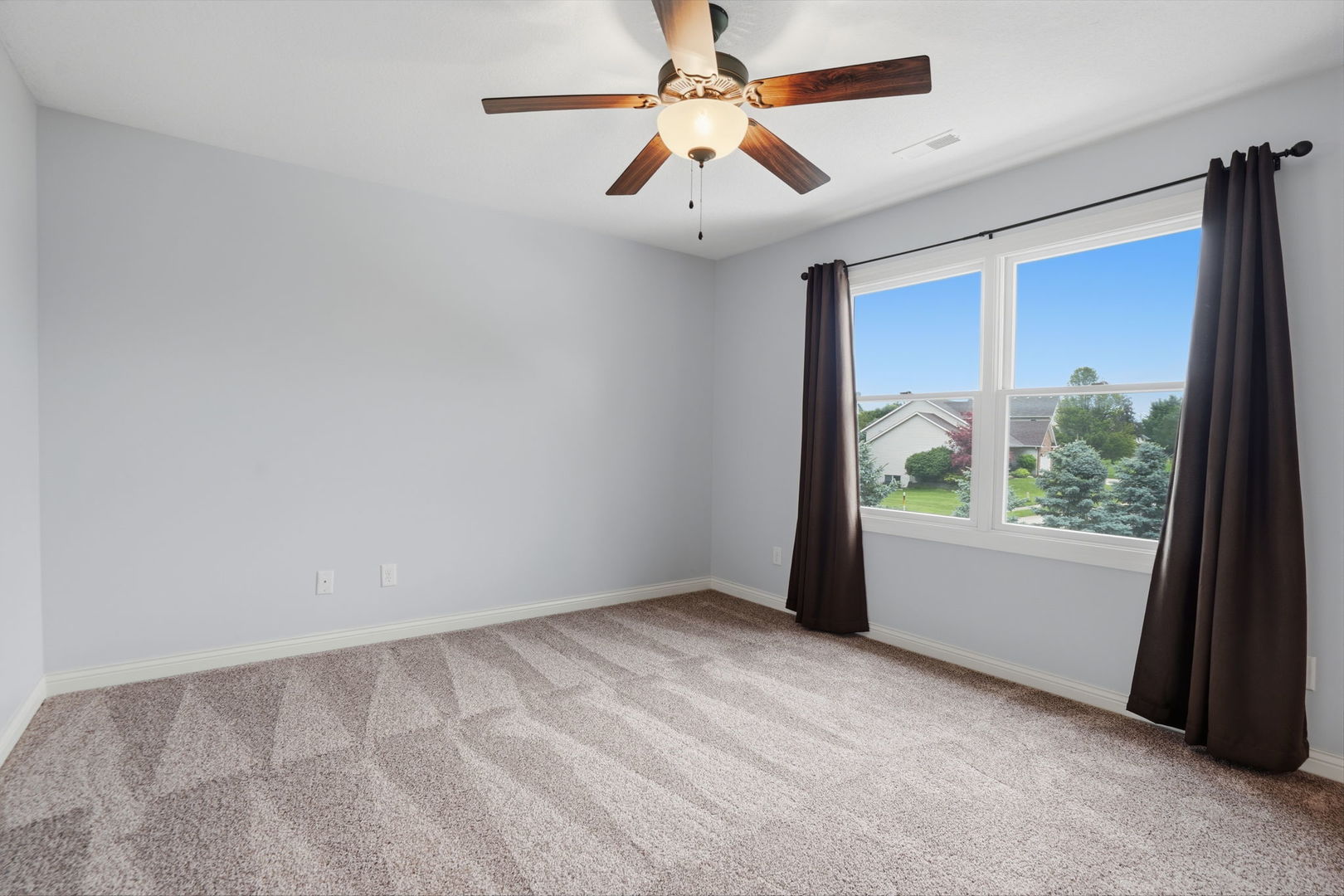 4889 Allen Road Bettendorf, IA 52722 - Photo 25 of 40
