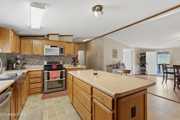 $230,000 | 122 2nd Street, Corryton, TN 37721