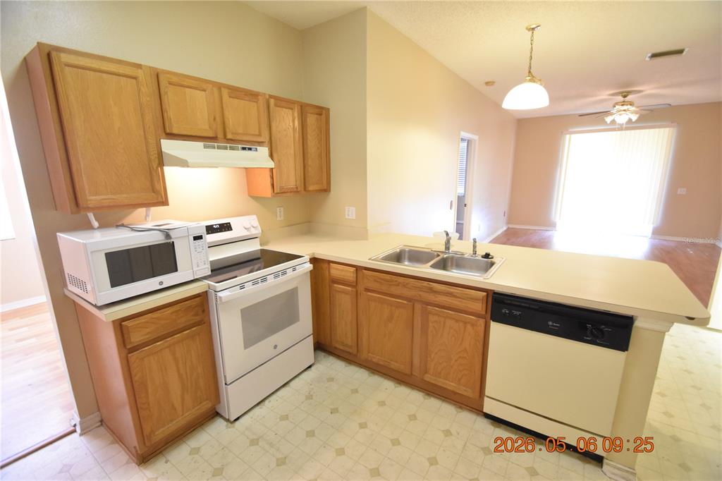 1625 Open Field Loop Brandon, FL 33510 - Photo 26 of 40