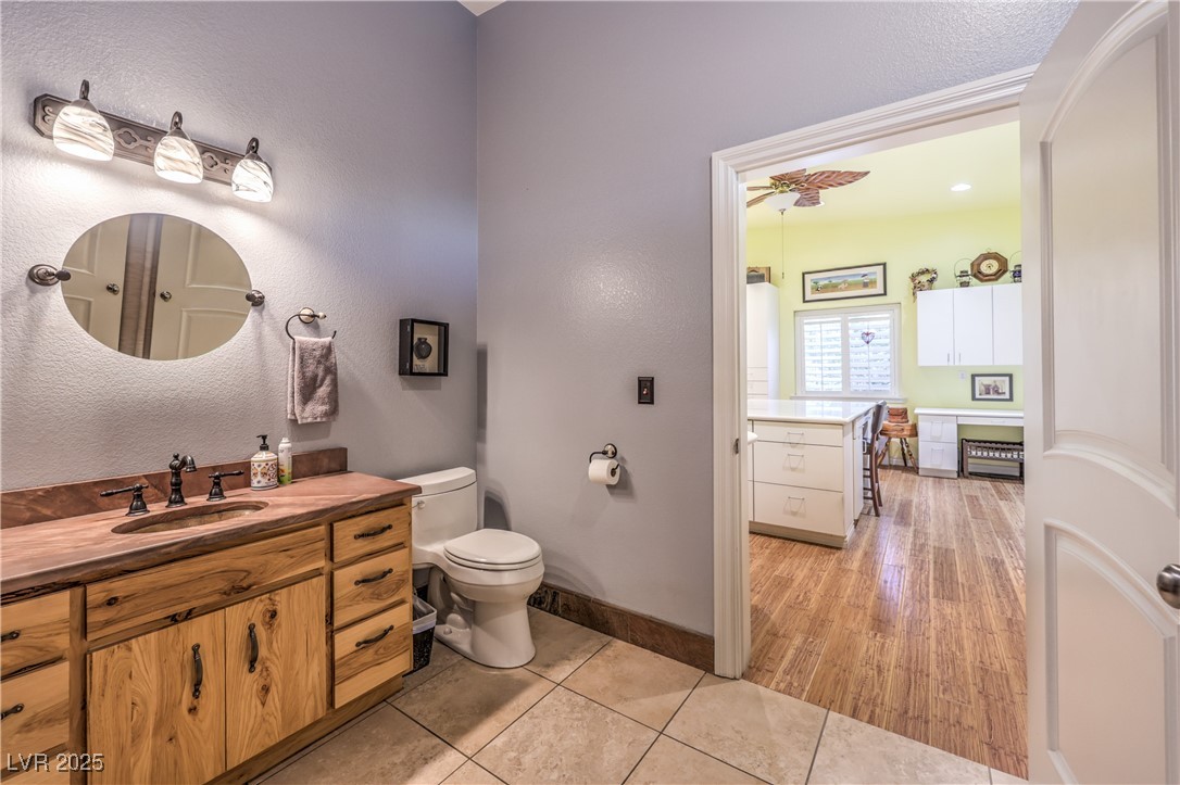 3910 West Pebble Road Las Vegas, NV 89139 - Photo 24 of 59 Guest Bath room