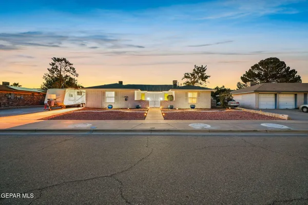 $355,000 | 10629 Sombra Verde Drive, El Paso, TX 79935