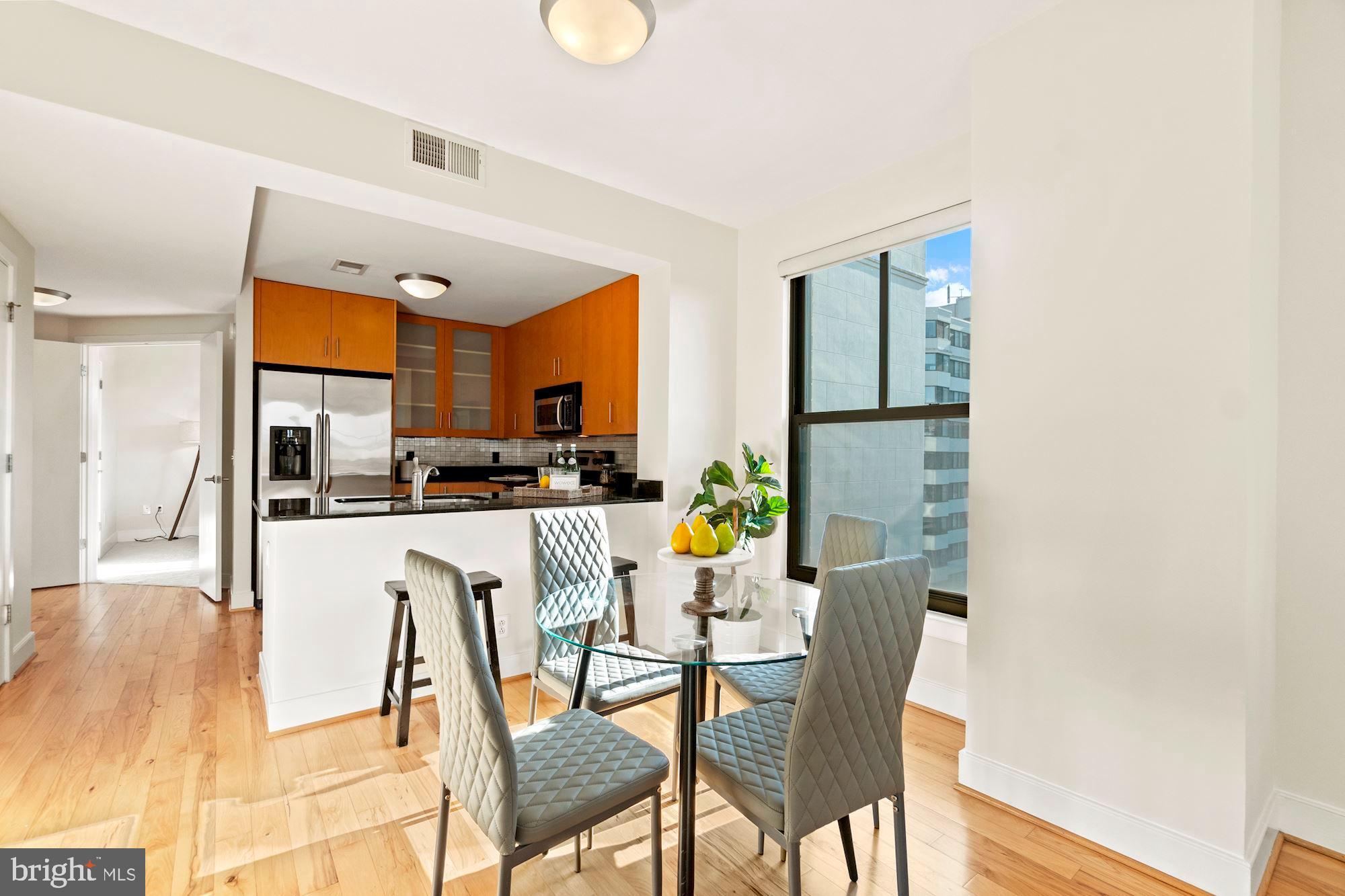 910 M Street Northwest, Unit 610 Washington, DC 20001 - Photo 7 of 22