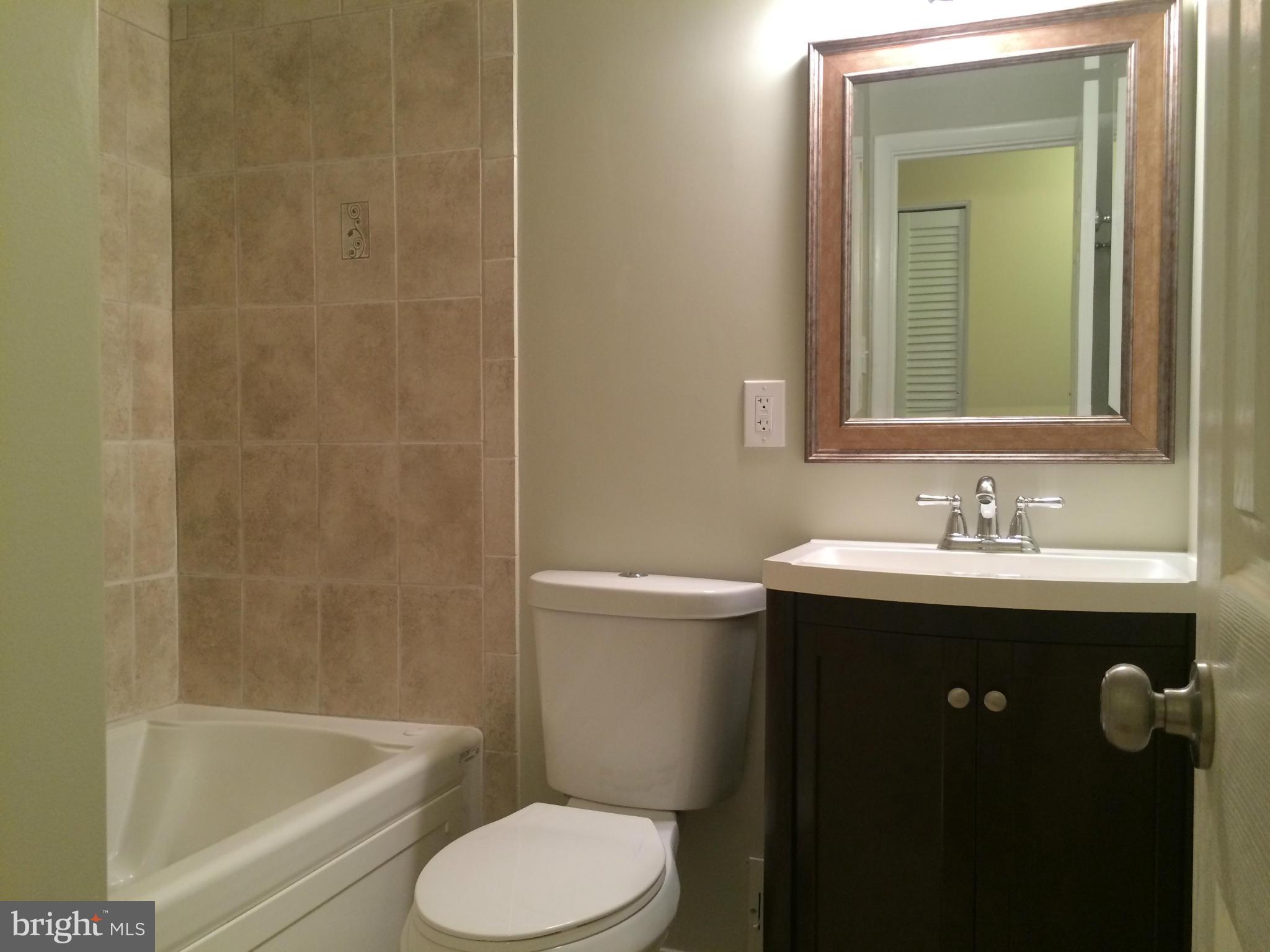 2707 Weller Road Silver Spring, MD 20906 - Photo 11 of 30 Bath