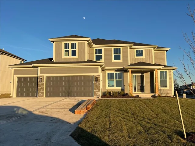 $633,000 | 16949 South Brentwood Street, Olathe, KS 66062