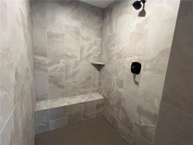 $633,000 | 16949 South Brentwood Street, Olathe, KS 66062