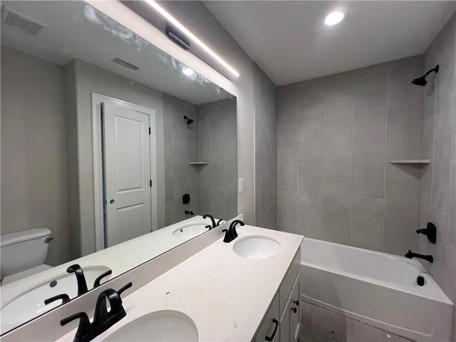 $633,000 | 16949 South Brentwood Street, Olathe, KS 66062