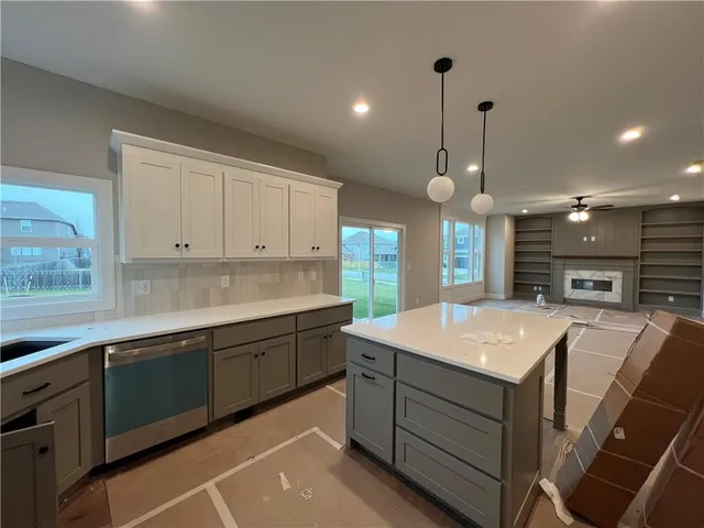 $633,000 | 16949 South Brentwood Street, Olathe, KS 66062