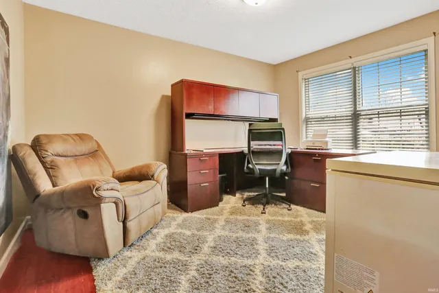 $350,000 | 4024 Kenmore Drive, Evansville, IN 47711