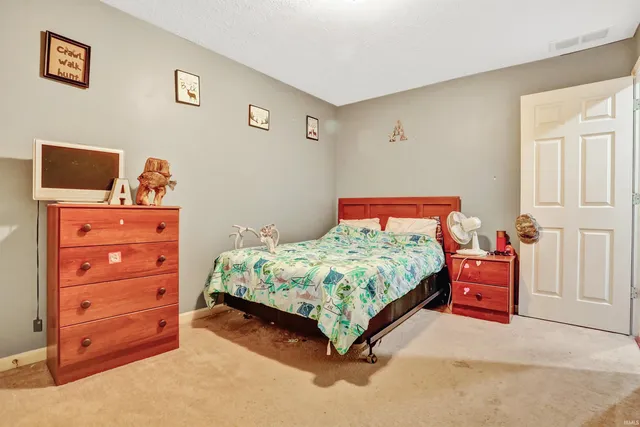 $350,000 | 4024 Kenmore Drive, Evansville, IN 47711