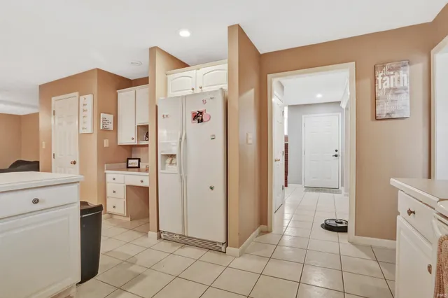 $350,000 | 4024 Kenmore Drive, Evansville, IN 47711